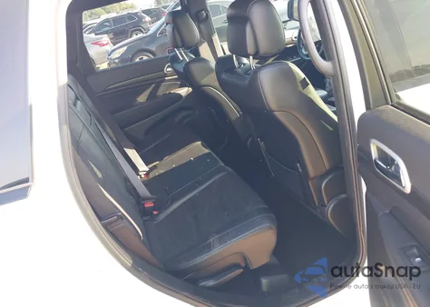 2022 Jeep Grand Cherokee Laredo X 4X2 из США, поврежденный, VIN 1C4RJEAGXNC127857